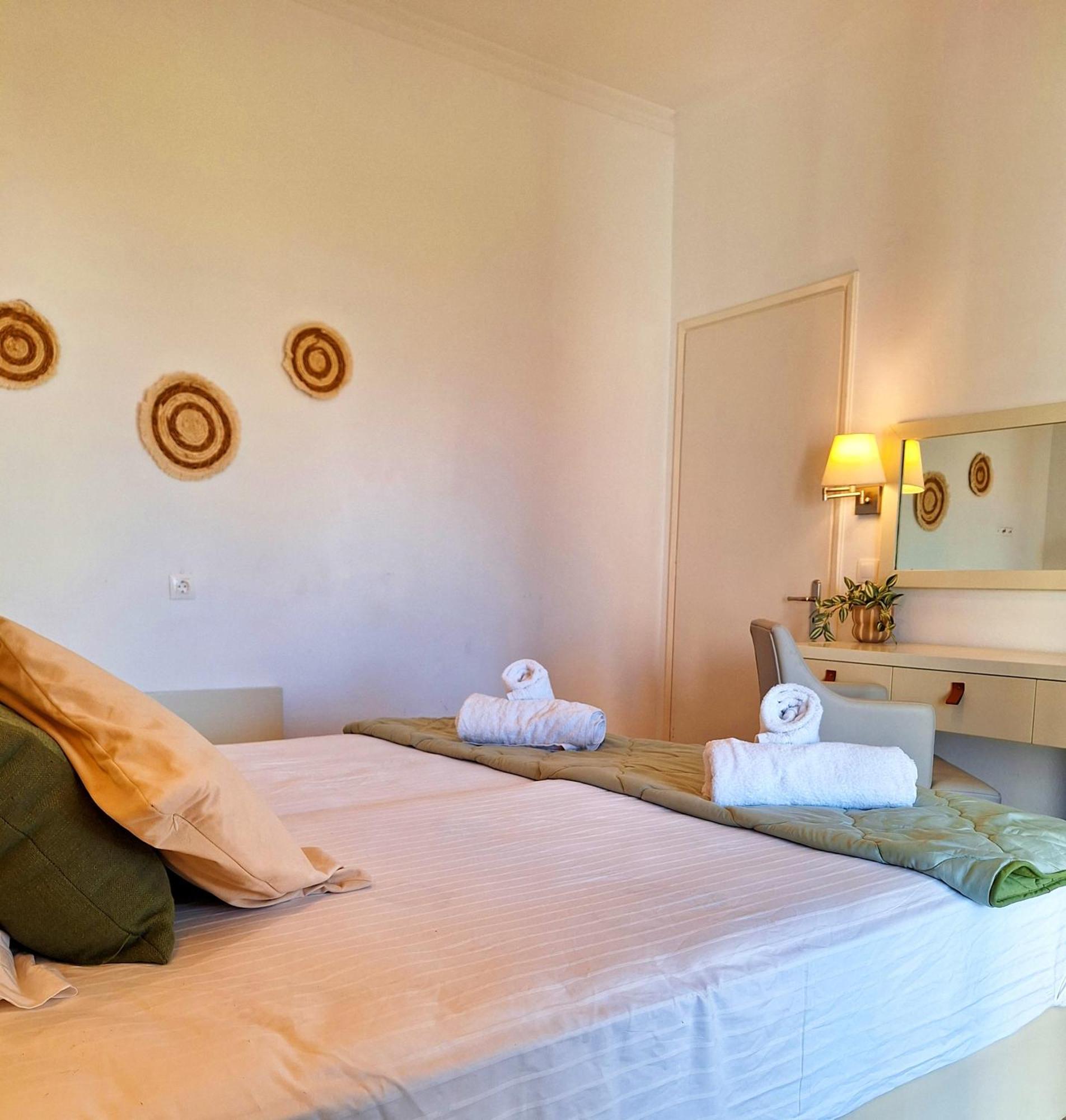 Cavos Sunrise Beach Apartments 카보스 외부 사진